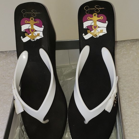 JESSICA SIMPSON White Patent Leather Wedge Sandal (NWOT) - Picture 5 of 11